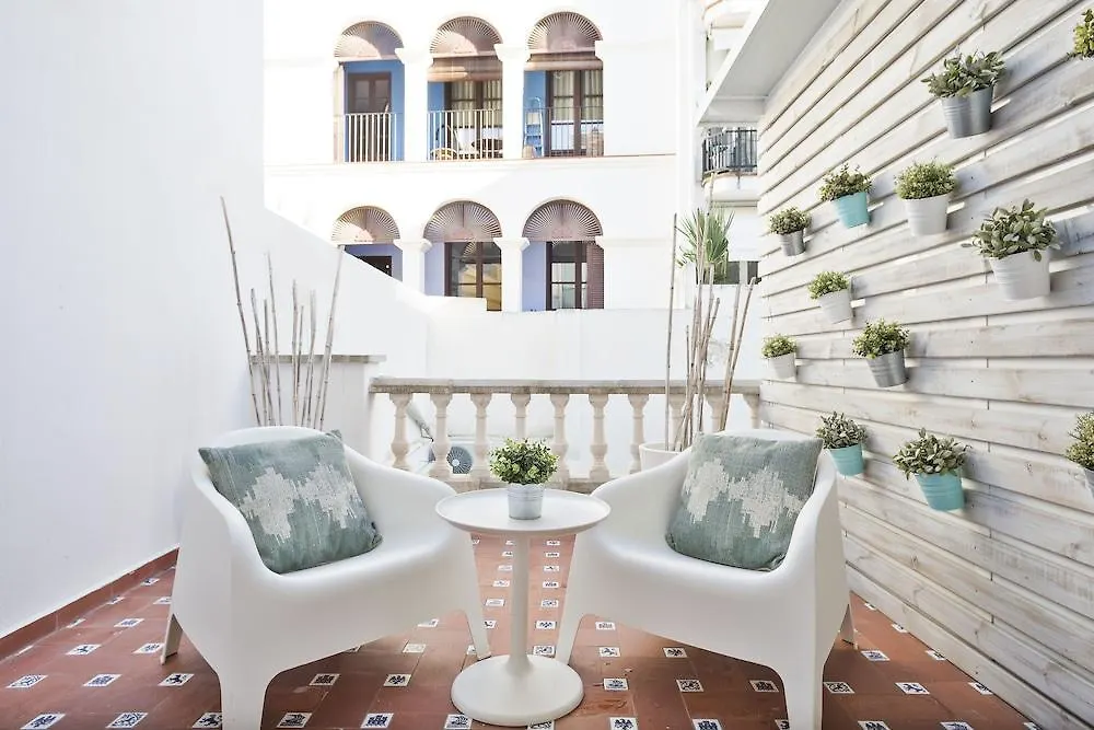 Sitges Group Blue And White Hotel 3*,  Spanien